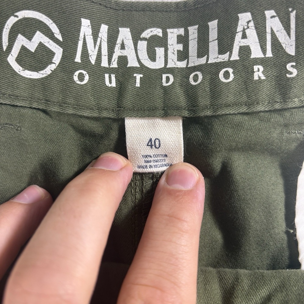 Magellan Outdoors Men's Shorts Size 40 Olive Green Cotton Hiking Outdoor Casual - Picture 3 of 6